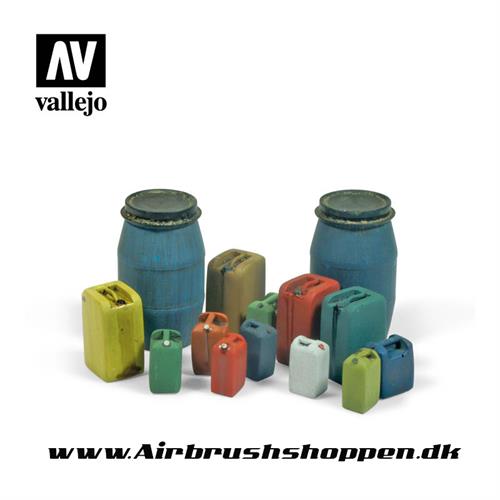 Assorted Modern Plastic Drums (no. 2) Vallejo SC211